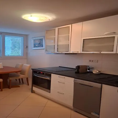 Promenada- 4pax With Parking Dubrovnik