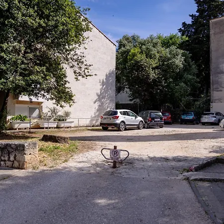 Promenada- 4pax With Parking