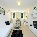 Promenada- 4pax With Parking *