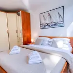 Promenada- 4pax With Parking *