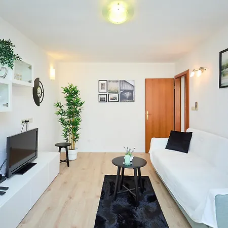 Apartment Promenada- 4pax With Parking Dubrovnik