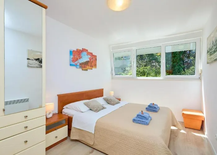 Promenada- 4pax With Parking * Ragusa